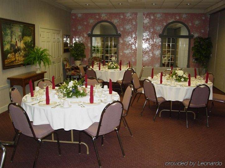White Columns Inn 톰슨 레스토랑 사진